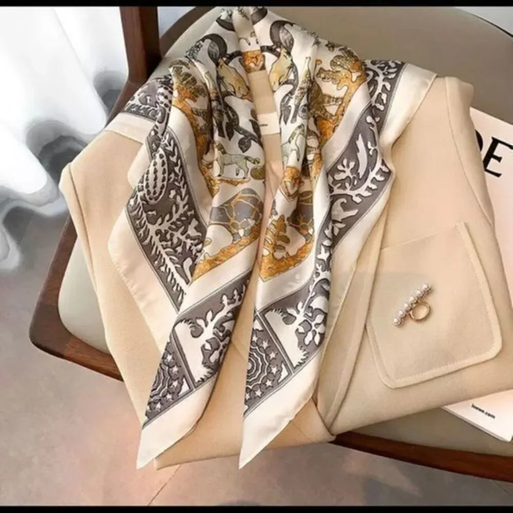Beautiful women scarf